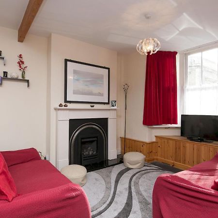 Pass The Keys Comfortable Stone Built Cottage In Menai Bridge Buitenkant foto
