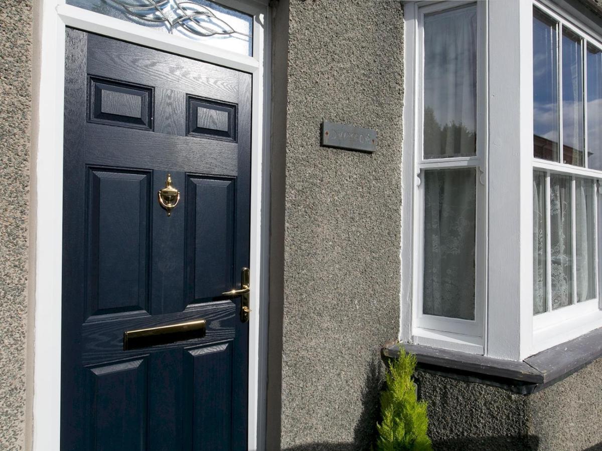 Pass The Keys Comfortable Stone Built Cottage In Menai Bridge Buitenkant foto