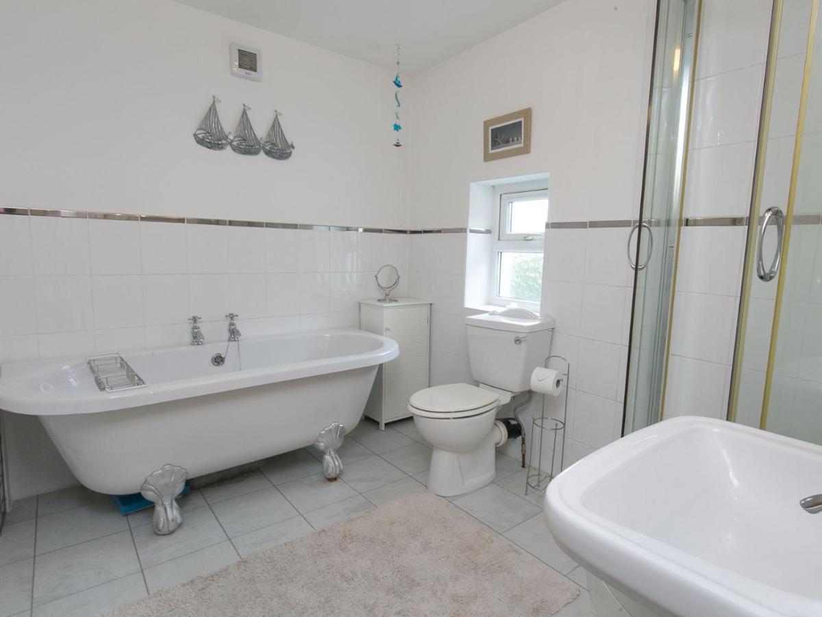 Pass The Keys Comfortable Stone Built Cottage In Menai Bridge Buitenkant foto